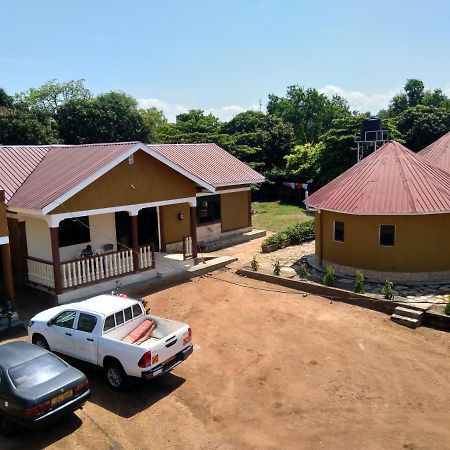Kalalo Cottage Inn Pakwach Esterno foto